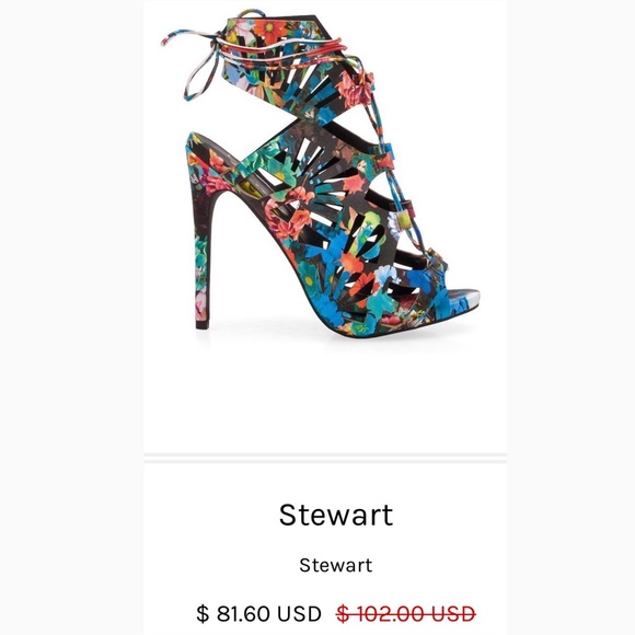 Privileged Size 6 Floral Heels - Picture 3 of 5